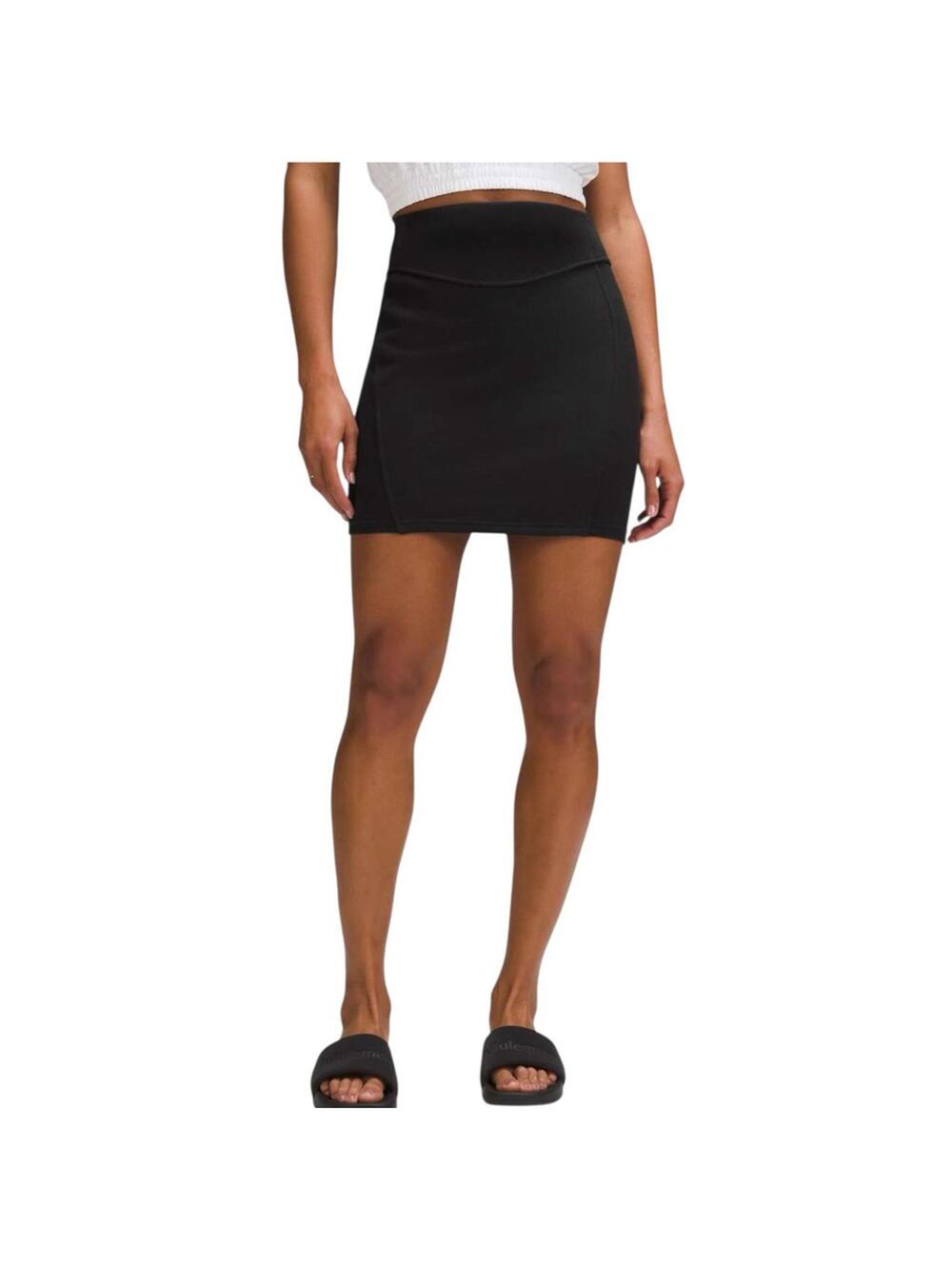 Lululemon Scuba High-Rise Mini Skirt size Small in Black